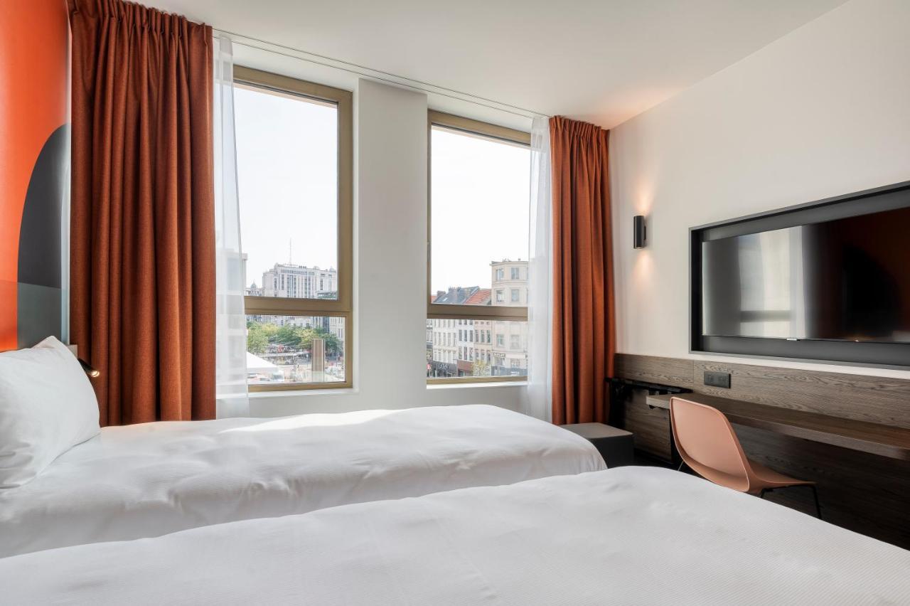บีแอนด์บี โฮเทล อันต์แวร์เปิน เซนทรุม Hotel แอนต์เวิร์ป ภายนอก รูปภาพ